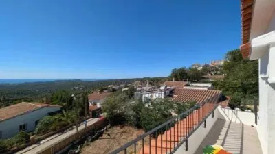 Chalet on Carrer del Montsia photo 33