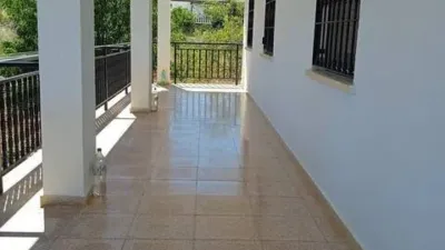 Chalet in Almoguera photo 8