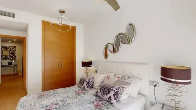 Flat on Pintor Rivera Street photo 48