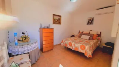 Chalet in Alcaucín photo 10