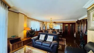Apartment in Ensanche photo 2