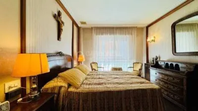Apartment in Ensanche photo 18