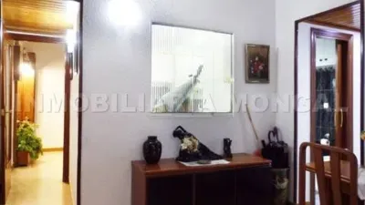 Top-floor apartment in Esplugues de Llobregat photo 8