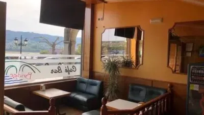 Local comercial en venta en Avenida del Ferrol - Vista 2