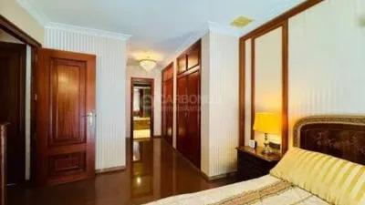 Apartment in Ensanche photo 19