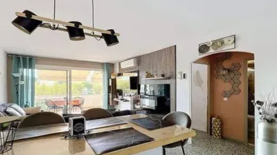 Apartment in Sant Morí Sector photo 9