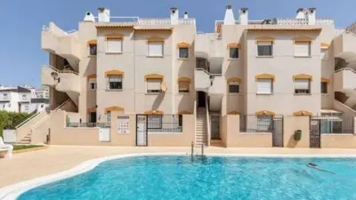 Pis – Torrevieja, Urbanización Punta Prima - Vista 3