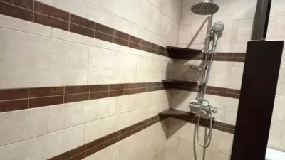 Apartment in Fuentealbilla photo 11