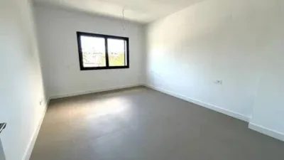 Townhouse on Carrer d'Edmund Halley photo 17