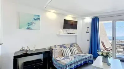 Apartment in Passatge Muga Delta photo 16