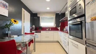 Apartment in Port Esportiu-Canyelles-Puig Rom photo 11
