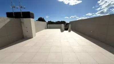 Townhouse on Carrer d'Edmund Halley photo 22