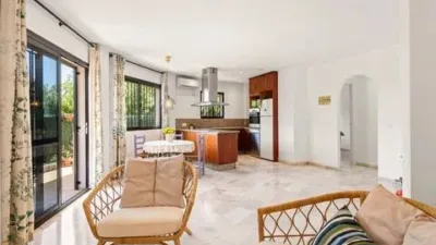 Apartment on Avenida de la Puerta del Mar photo 8