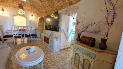 Chalet in Algueña photo 3