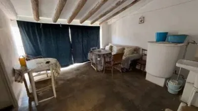 Terraced House in Calzada de San Francisco photo 15