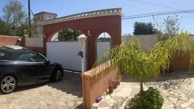 Chalet on Partida Cometa Iii No Number Street photo 4