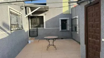 Pis – Orihuela - Més