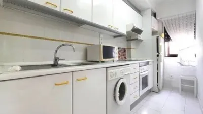 Apartment on Carrer de la Pau photo 10