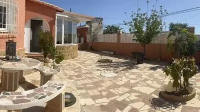 Chalet on Partida Cometa Iii No Number Street photo 17