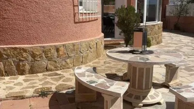 Chalet on Partida Cometa Iii No Number Street photo 9