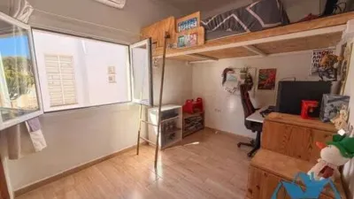 Apartment in Les Meravelles photo 27