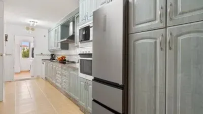 Apartment on Calle de Celestino Prieto Aza photo 8