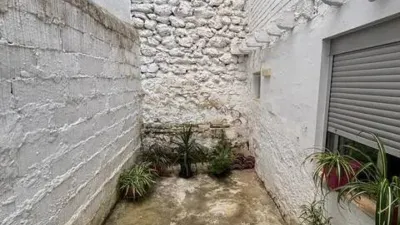 Terraced house on Calle Manuel Ardoy Romero photo 12