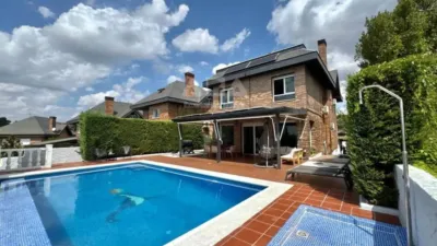 Chalet en Los Peñascales photo 3