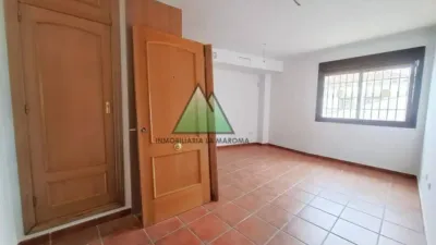 Apartment in Alcaucín photo 2