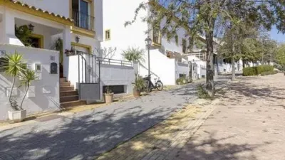 Terraced house on Calle Arrabal Uen. R48 Parque Calvario I, 7 photo 3