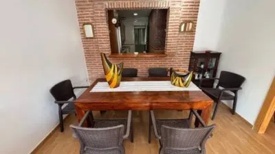 Terraced house on Avenida de Profacio photo 4