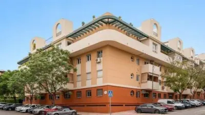 Apartment on Calle de Celestino Prieto Aza photo 20