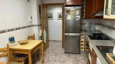 Flat for sale in Calle de los Morunos photo 3