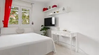 Apartment on Calle de Celestino Prieto Aza photo 11