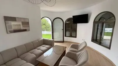 Chalet on Calle Oltamar No Number photo 22
