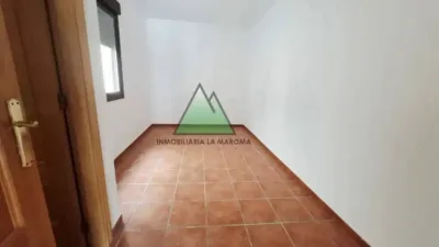 Apartment in Alcaucín photo 3