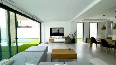 Chalet on Calle Dinamarca photo 13