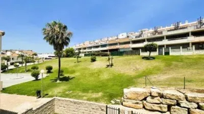Apartment on Calle Dona Jullia Golf No Number photo 19