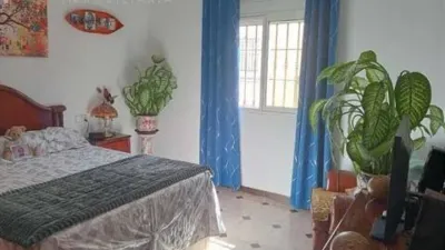 Chalet in La Plata photo 33