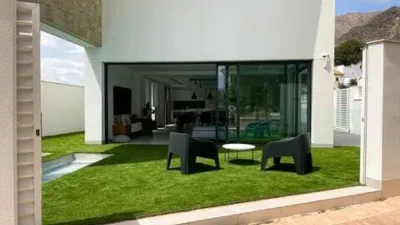 Chalet on Calle Dinamarca photo 28