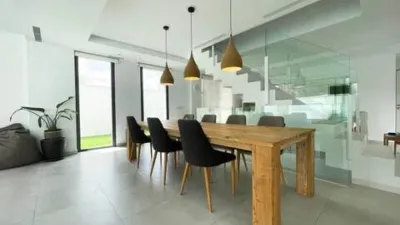 Chalet on Calle Dinamarca photo 3