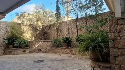 Duplex penthouse on Carrer d'Antoni Calafat photo 17