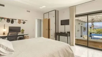 Chalet on Calle del Lago, Urbanisation La Cala Golf, 17 photo 60