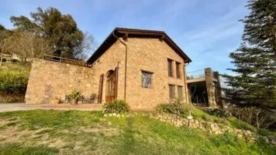 Rustic house on Ds Mas Cadevalls-Pla de Dalt street photo 2