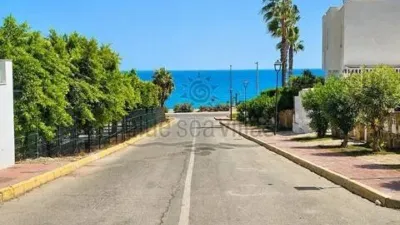 Townhouse on Calle del Albardinar photo 30