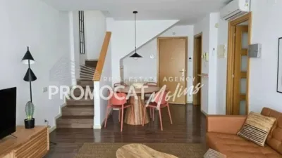 Duplex penthouse in Molins de Rei photo 2