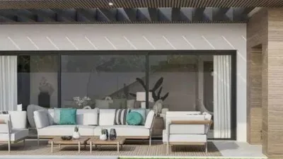 Chalet en calle calle Esmeralda S-N photo 9