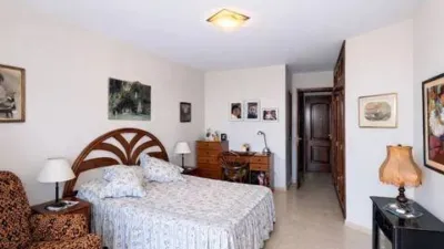 Piso en calle Falua photo 43