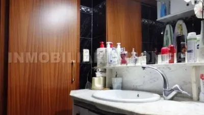 Top-floor apartment in Esplugues de Llobregat photo 23