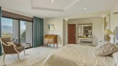 Chalet on Calle Lago de Cala Golf photo 12